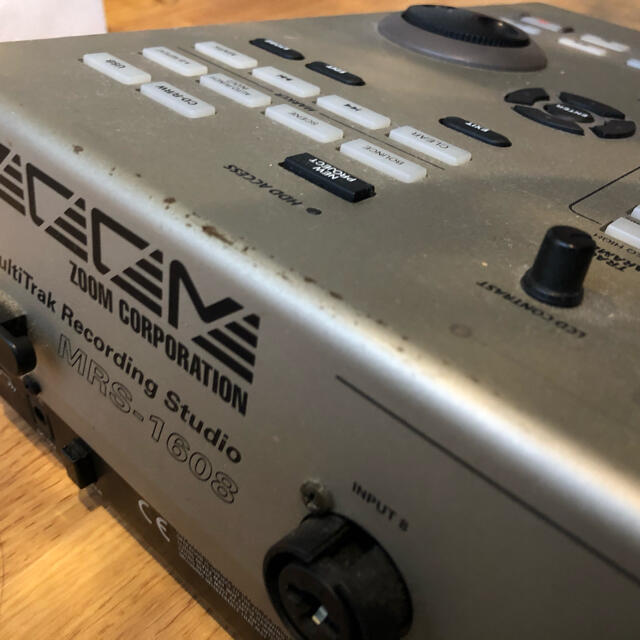 Zoom(ズーム)のzoom mrs-1608 マルチトラックレコーディングスタジオ 楽器のレコーディング/PA機器(MTR)の商品写真