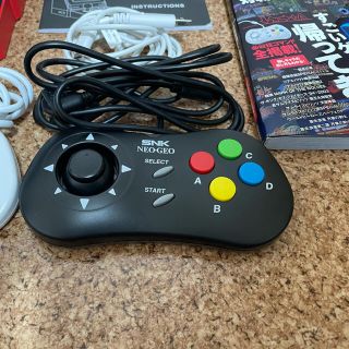 SNK - NEOGEO mini ネオジオミニ ＋PAD2個＋攻略本の通販 by ...