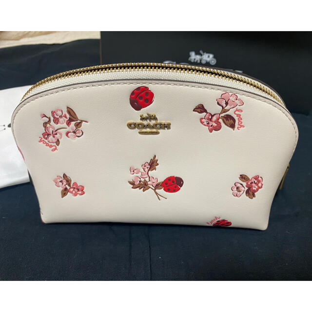 2/6まで！COACH コスメポーチ　Lady Bug