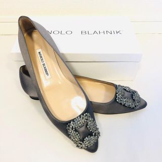 マノロブラニク(MANOLO BLAHNIK)の美品:マノロブラニク Manolo Blahnikハンギシ グレー フラット38(ハイヒール/パンプス)