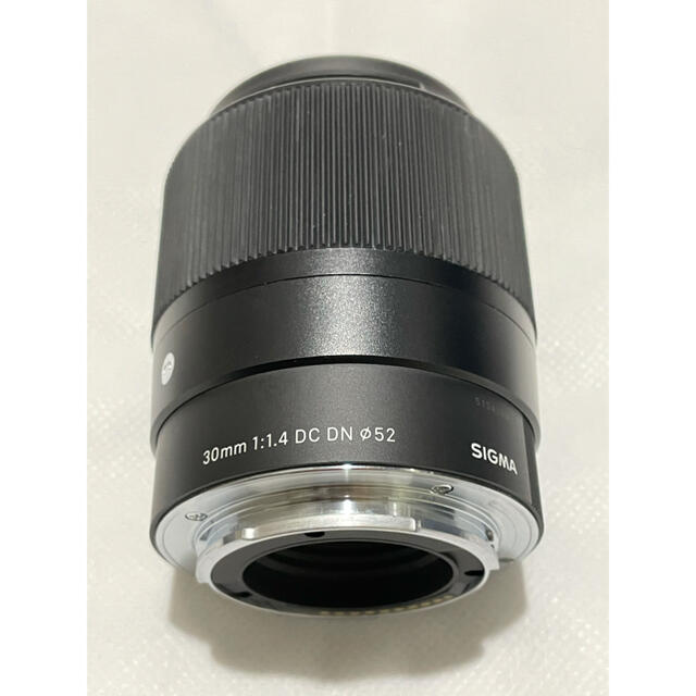 SIGMA(シグマ)の★美品★ SIGMA 30mm F1.4 DC DN Eマウント おまけ付き スマホ/家電/カメラのカメラ(レンズ(単焦点))の商品写真