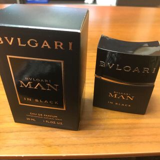 ブルガリ(BVLGARI)の【ほぼ新品】ブルガリ マン イン ブラック 30ミリ(香水(男性用))