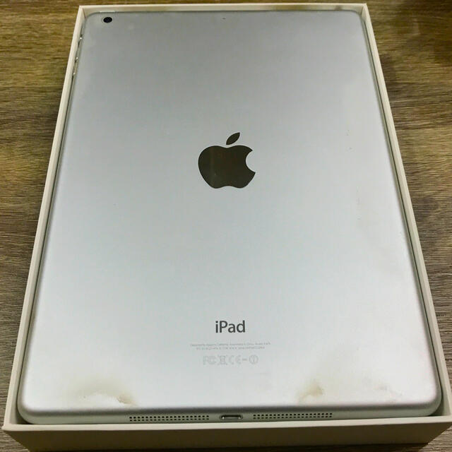 iPad  wi-fi 16GB silver 2