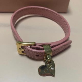 MIU MIU(ブレスレット/バングル)のフリマアイテム一覧 MIU MIU(ブレスレット/バングル)のフリマアイテム一覧