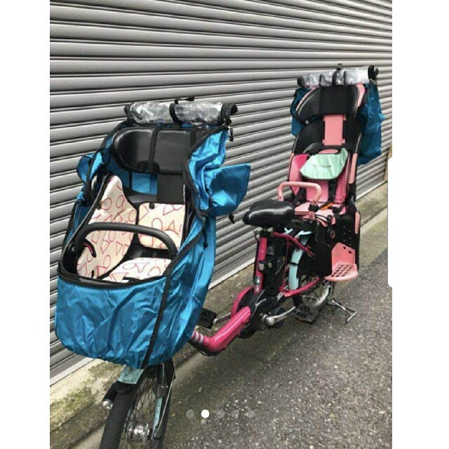 前後セット　青　子供乗せ自転車レインカバー キッズ/ベビー/マタニティの外出/移動用品(自動車用チャイルドシートカバー)の商品写真