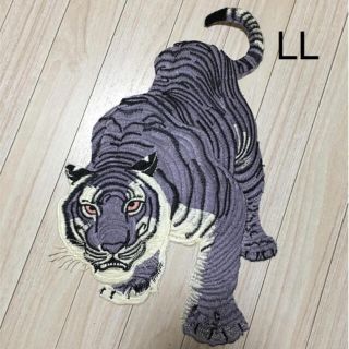 L L˳*✦︎ Tiger 'gray(パーカー)