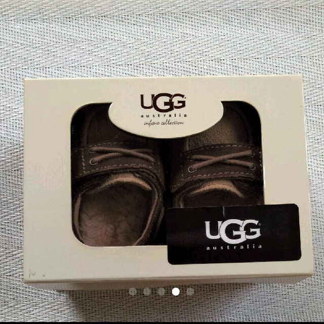 UGG(アグ)のUGG ファーストシューズ　XS キッズ/ベビー/マタニティのベビー靴/シューズ(~14cm)(その他)の商品写真