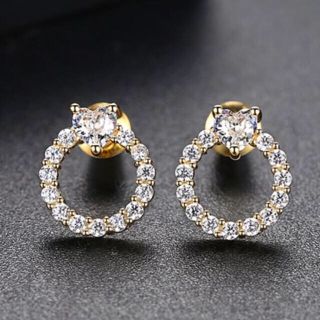 大人気　ゴールドピアス　リース型　ジルコン　リング　レディース　アクセサリー(ピアス)