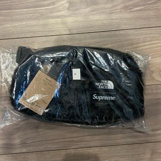 シュプリーム(Supreme)のsupreme the northface faux fur waist bag(ウエストポーチ)