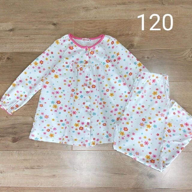 Mikihouse ミキハウス 長袖 パジャマ 1 女の子の通販 By Kinoko S Shop ミキハウスならラクマ Mikihouse ミキハウス 長袖 パジャマ 1 女の子の通販 By Kinoko S Shop ミキハウスならラクマ