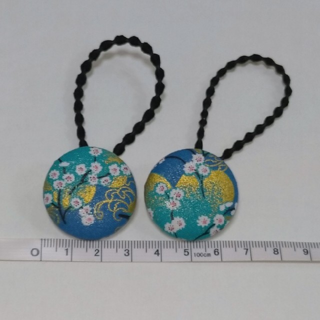 ハンドメイド ヘアゴム 2個 くるみボタン 和柄の通販 by YOO's shop|ラクマ ハンドメイド ヘアゴム 2個 くるみボタン 和柄の通販 by YOO's shop|ラクマ