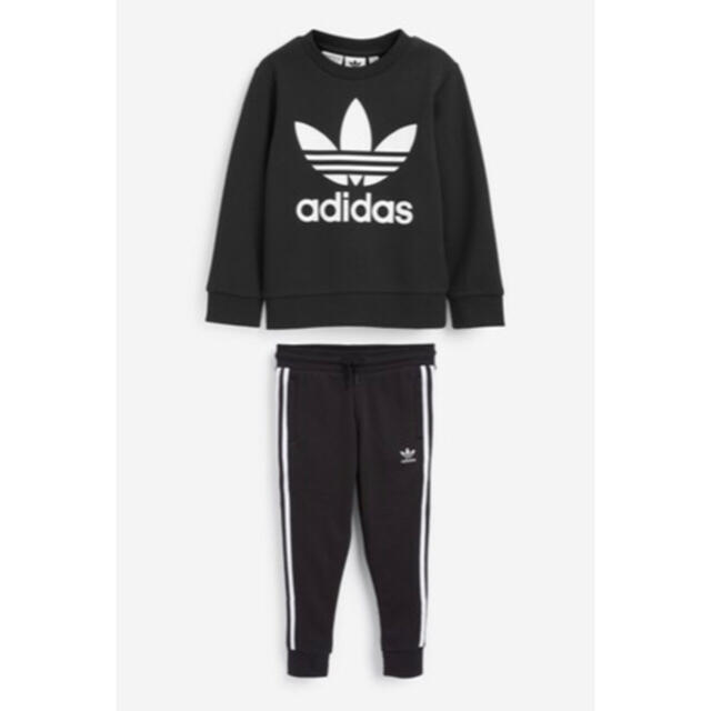 adidas(アディダス)の新品　120サイズ限定　スウェット　上下セット キッズ/ベビー/マタニティのキッズ服男の子用(90cm~)(パジャマ)の商品写真