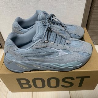 アディダス(adidas)のadidas yeezy boost 700 v2 ホスピタルブルー(スニーカー)