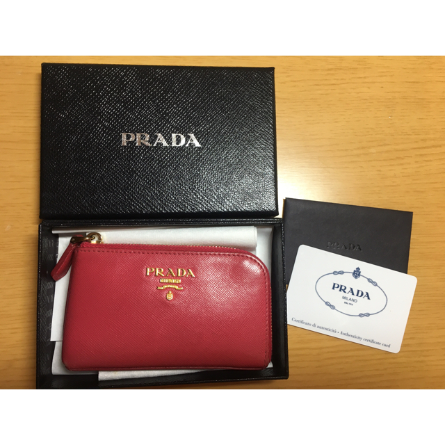 PRADA(プラダ)のPRADAのキーケース レディースのファッション小物(キーケース)の商品写真