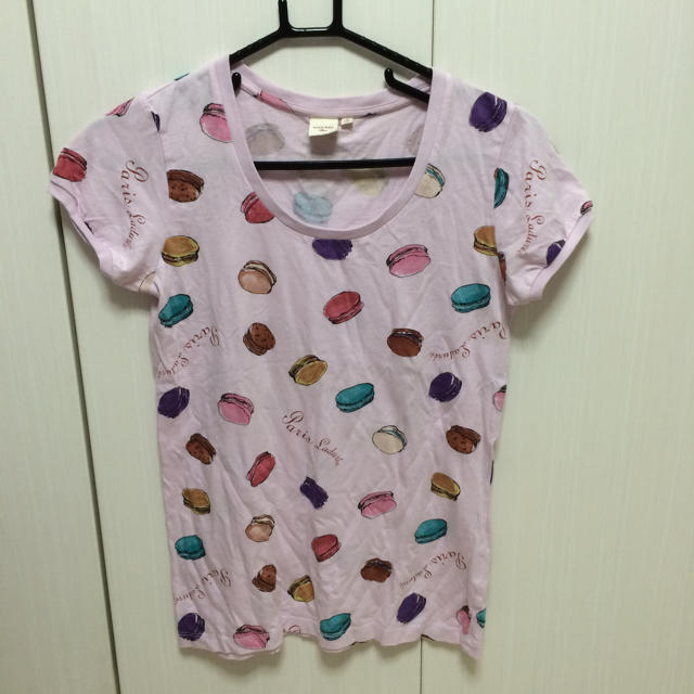 LADUREE(ラデュレ)の☆ラデュレ☆ユニクロコラボティーシャツ レディースのトップス(Tシャツ(半袖/袖なし))の商品写真