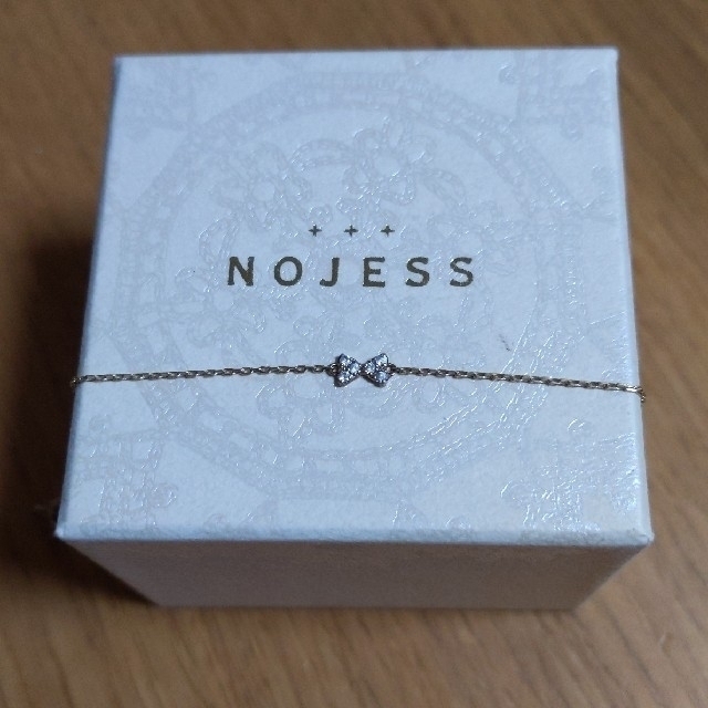 NOJESS(ノジェス)のNOJESS　ブレスレット　リボンモチーフ レディースのアクセサリー(ブレスレット/バングル)の商品写真