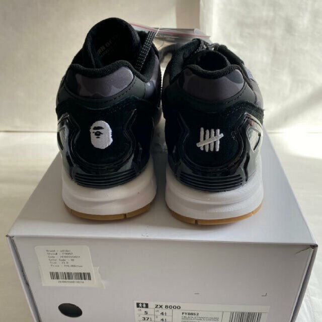 adidas(アディダス)の2足セット　ADIDAS ZX 8000 BAPE undefeated  レディースの靴/シューズ(スニーカー)の商品写真