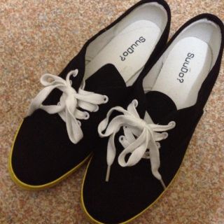 スニーカー(スニーカー)