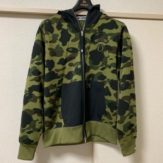 アベイシングエイプ(A BATHING APE)のA BATHING APEパーカー(パーカー)