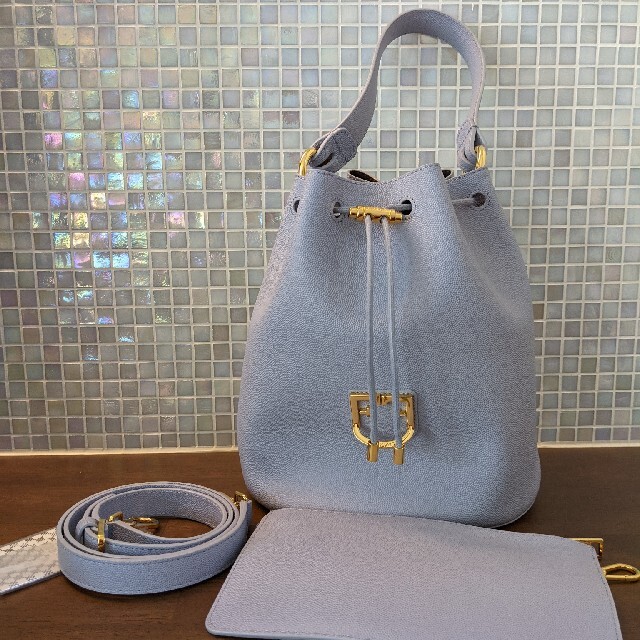 Furla(フルラ)の美品【フルラ】コロナ スモール　2wayバ ケットバッグ　ショルダーバッグ レディースのバッグ(ショルダーバッグ)の商品写真