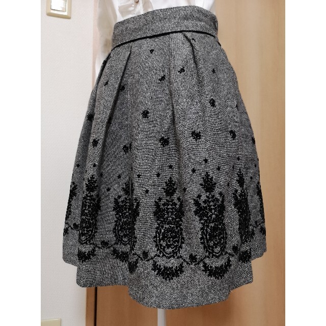 PRIME PATTERN(プライムパターン)のパターンのウールスカート レディースのスカート(ひざ丈スカート)の商品写真