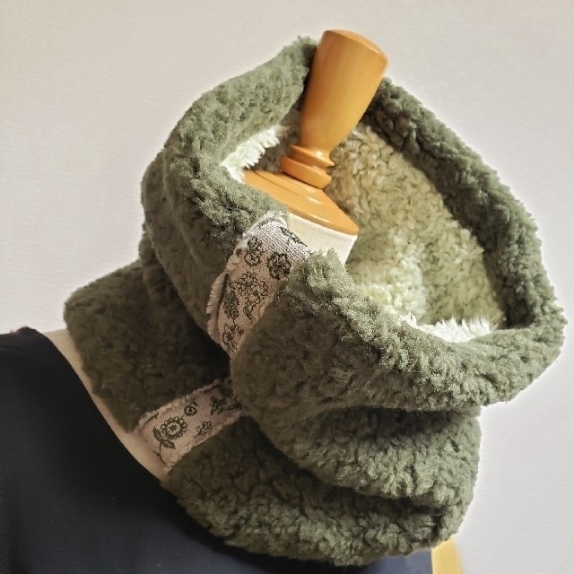 mina perhonen(ミナペルホネン)の✨ボリュームイタリーニットの極暖たかたかネックウォーマー✨ レディースのファッション小物(ネックウォーマー)の商品写真