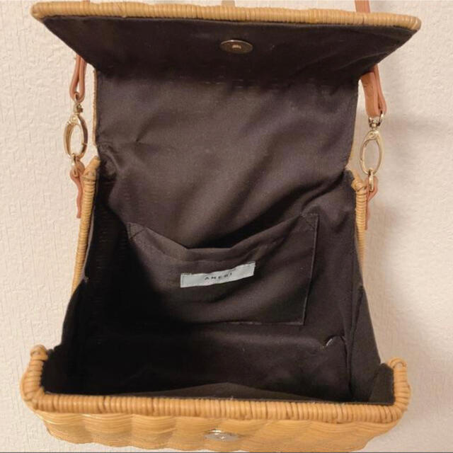 Ameri VINTAGE(アメリヴィンテージ)の【即完売】AMERI TRAPEZE RATTAN BAG！ レディースのバッグ(かごバッグ/ストローバッグ)の商品写真