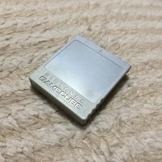 ニンテンドーゲームキューブ(ニンテンドーゲームキューブ)のゲームキューブ　メモリーカード(家庭用ゲーム機本体)