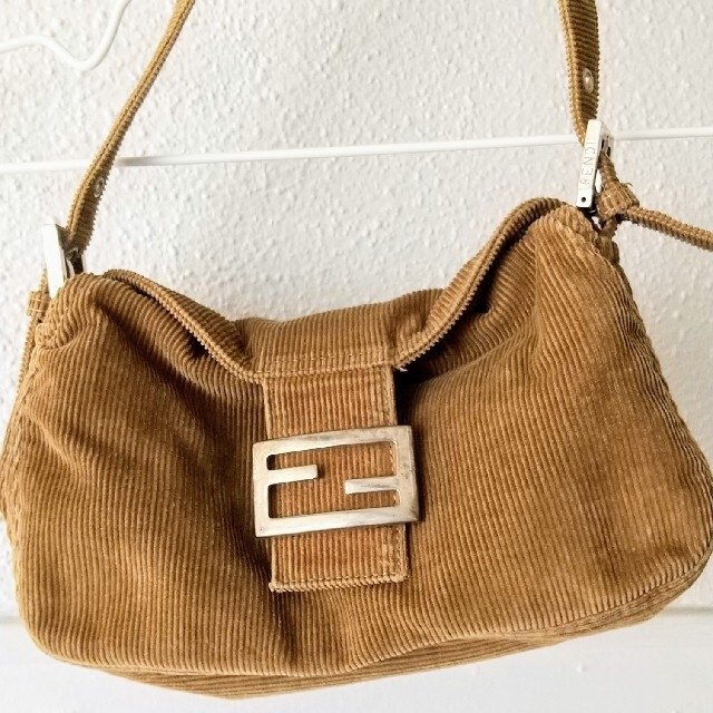 FENDI フェンディ レザー ハンドバッグ オレンジベージュ系　a