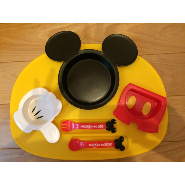 Disney(ディズニー)のyuuさま専用♡ランチプレート キッズ/ベビー/マタニティの授乳/お食事用品(プレート/茶碗)の商品写真