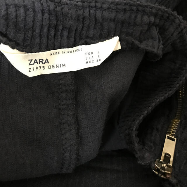 ZARA(ザラ)のZARA コーデュロイサロペット　オーバーオール　ネイビー レディースのパンツ(サロペット/オーバーオール)の商品写真