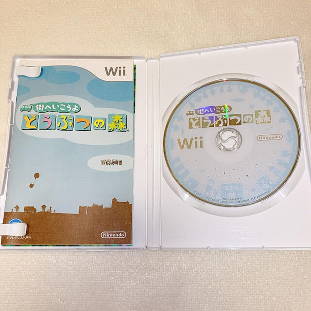 Wii(ウィー)の街へいこうよ どうぶつの森 Wii エンタメ/ホビーのゲームソフト/ゲーム機本体(家庭用ゲームソフト)の商品写真