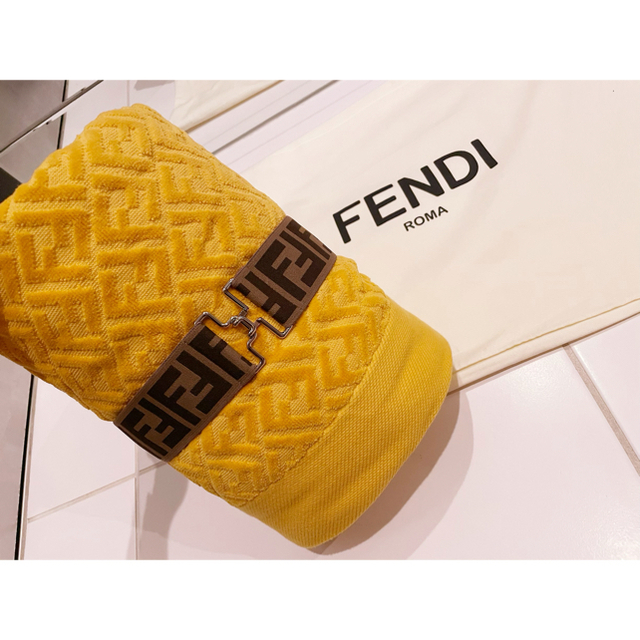 Fendi 値下げ Fendi バスタオル ビーチタオルの通販 By ᗩyᑌ フェンディならラクマ