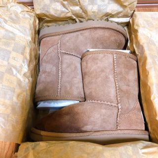 アグ(UGG)のUGG アグ　ムートンブーツ　キッズ　シープスキン　(ブーツ)