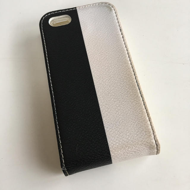 Rady(レディー)のRady♡iPhoneケース スマホ/家電/カメラのスマホアクセサリー(モバイルケース/カバー)の商品写真