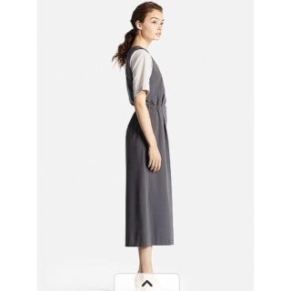 ユニクロ(UNIQLO)のVネックサロペット sサイズ(サロペット/オーバーオール)