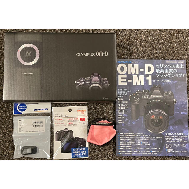 OLYMPUS(オリンパス)のOLYMPUS OM-D EM1 12-40mmレンズキット 美品 スマホ/家電/カメラのカメラ(ミラーレス一眼)の商品写真