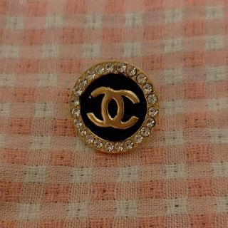 シャネル(CHANEL)の売りきりたいです！お値下げしました!!CHANELピアス片方(ピアス(片耳用))