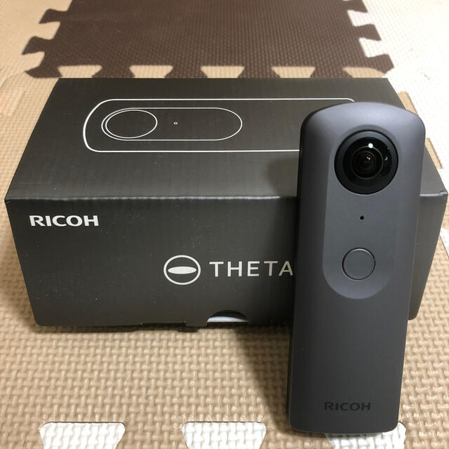 コンパクトデジタルカメラ全天空 360° カメラ RICOH THETA V