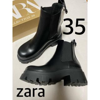 ザラ(ZARA)のZARA トラックソール付きローヒールアンクルブーツ　35(ブーツ)