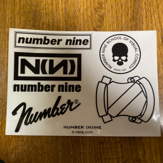 NUMBER (N)INE(ナンバーナイン)のナンバーナインステッカー2枚セット メンズのファッション小物(その他)の商品写真