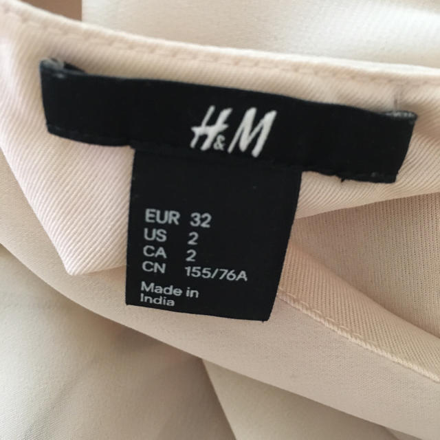 H&M(エイチアンドエム)のH&M ワンショルダーパーティーワンピ レディースのワンピース(ひざ丈ワンピース)の商品写真