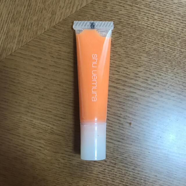 shu uemura(シュウウエムラ)のシュウウエムラ　リップグロス コスメ/美容のベースメイク/化粧品(リップグロス)の商品写真