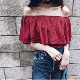 マウジー(moussy)のmoussy cut frill 2way tops(カットソー(半袖/袖なし))