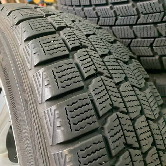 スタッドレスタイヤ・ホイール４本セット　195/65R15ダンロップ 3