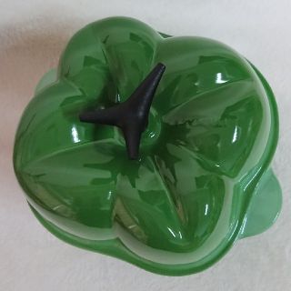 LE CREUSET - ル・クルーゼ ココット ピーマン パプリカ 鍋 ローズ