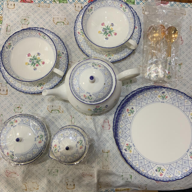 ノリタケ   noritake オランジュリー ティーセット　新品未使用品食器