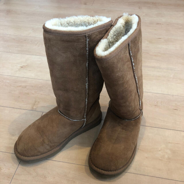 UGG アグ ムートンブーツ ボア レッド classic tall (W8)