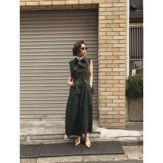 アメリヴィンテージ(Ameri VINTAGE)のAmeri Vintage CUT OFF TRENCH VEST(トレンチコート)