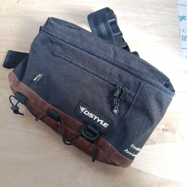 DSTYLE　Sling Tackle Bag V2 model　バッグ